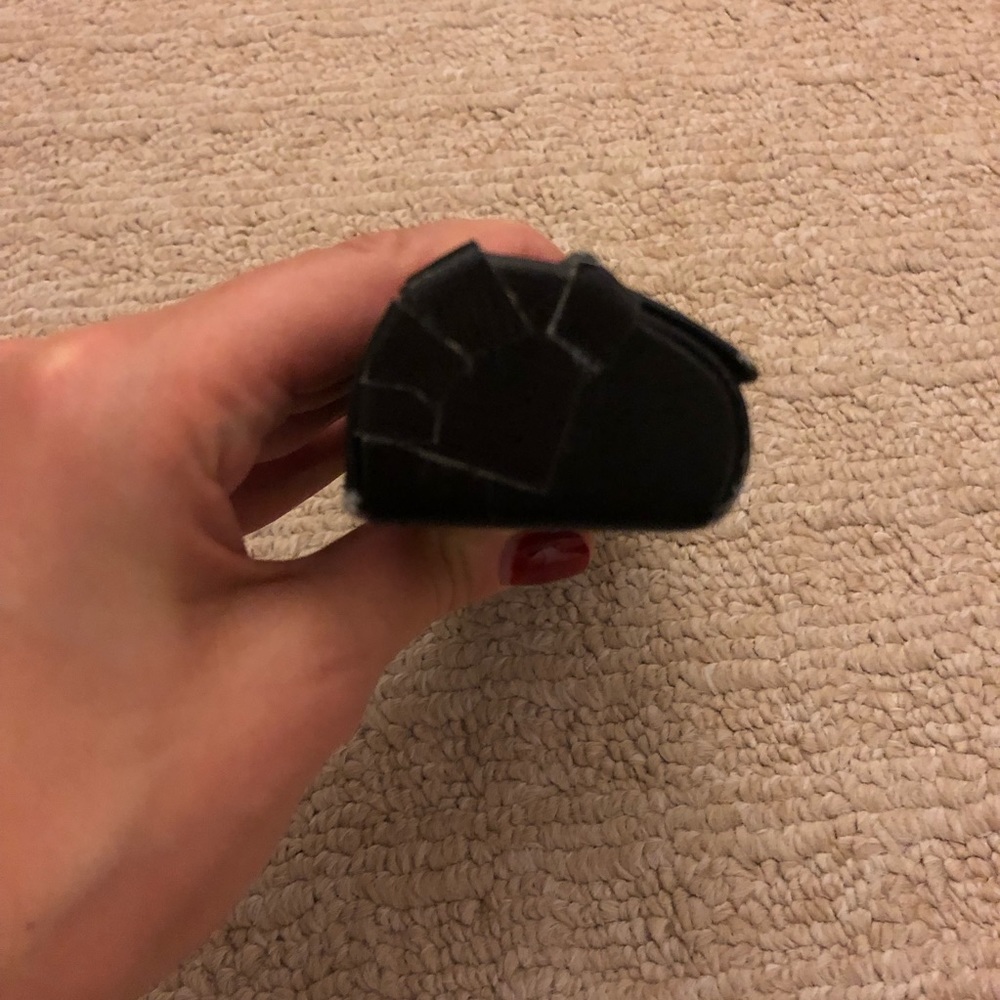 Black leather Prada glasses case - Picture 5 of 8